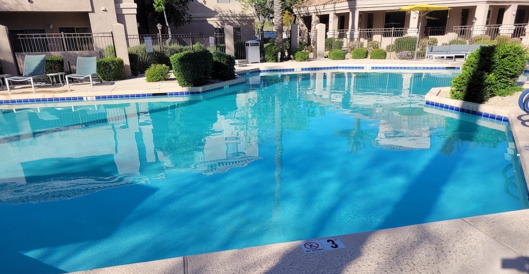 6 reasons to own a pool in Arizona